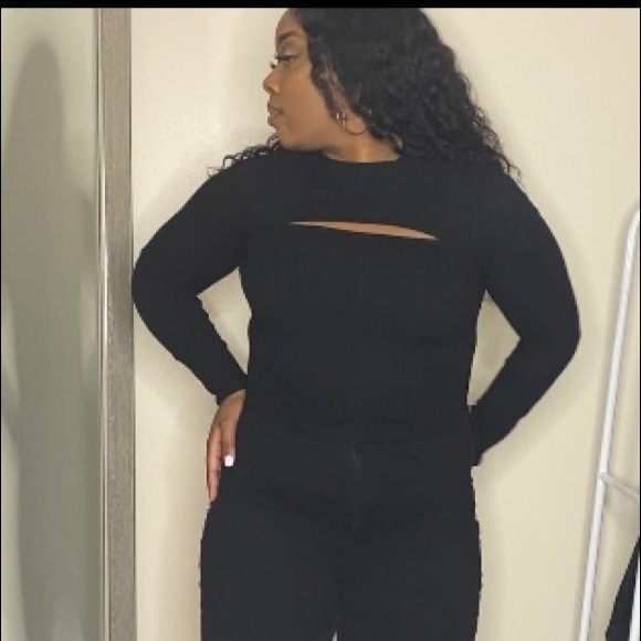 Top - Picture 3 of 3